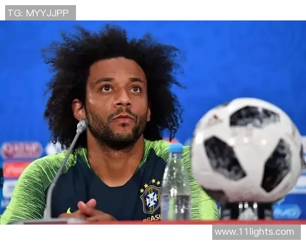 足球明星们的新年头像大比拼展现个性与风采的精彩瞬间