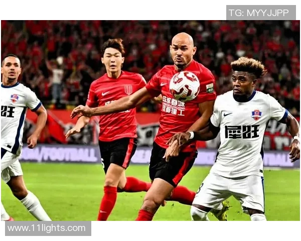 成都羽毛球队在城市联赛积分榜上以62分稳居第一名展现强劲实力