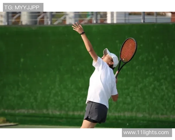 杨芳独家分享网球心得与技巧助你提升球技的秘密秘籍